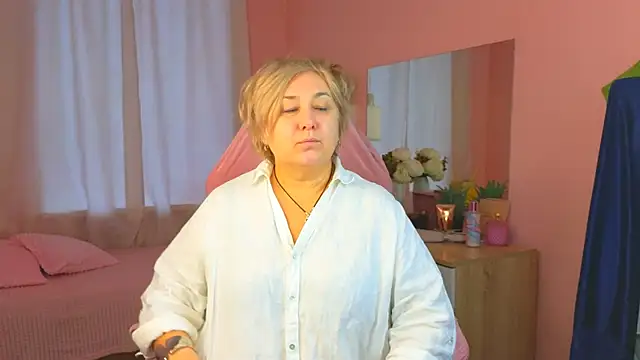 Marta Wils online show from October 7, 2:12 am