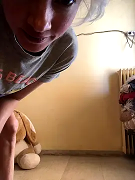 juliaoneandonly online show from September 17, 11:34 am