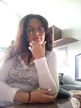 ValeriaLove43211 online show from September 25, 11:16 am