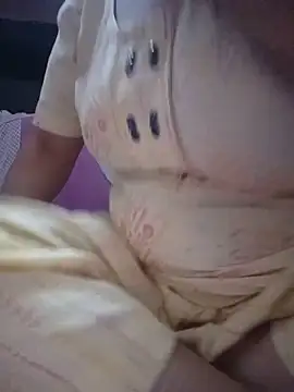 Snapshot of Jeya_thakur chatting on June 7, 9:47 am Jeya thakur online show from June 7, 9:47 am