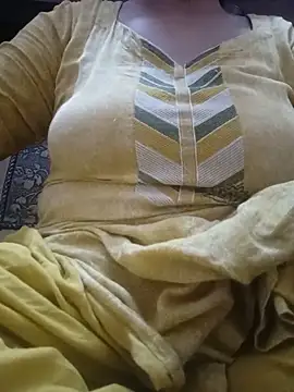 Snapshot of Jeya_thakur chatting on June 15, 6:35 am Jeya thakur online show from June 15, 6:35 am