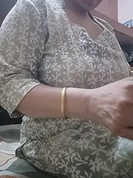 Snapshot of Jeya_thakur chatting on June 30, 5:18 am Jeya thakur online show from June 30, 5:18 am