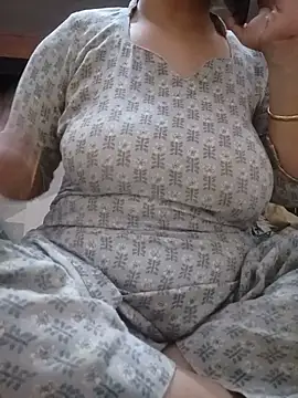 Snapshot of Jeya_thakur chatting on June 17, 5:29 am Jeya thakur online show from June 17, 5:29 am