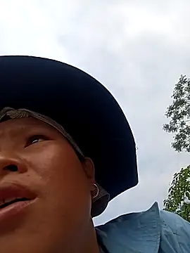 callistra online show from April 23, 1:01 am