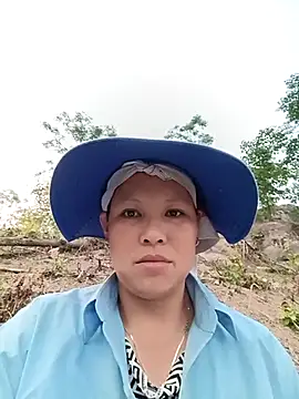 callistra online show from April 7, 11:23 am