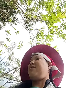 Snapshot of callistra chatting on November 5, 8:39 am callistra online show from November 5, 8:39 am