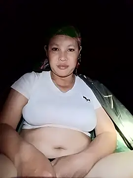 Snapshot of callistra chatting on November 17, 12:09 pm callistra online show from November 17, 12:09 pm