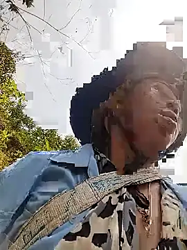 callistra online show from April 6, 5:08 am