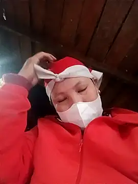 Snapshot of callistra chatting on December 3, 10:25 am callistra online show from December 3, 10:25 am