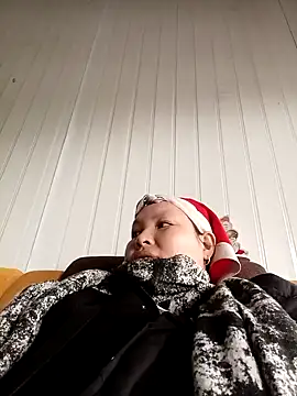 callistra online show from March 8, 4:27 am