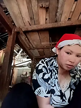 callistra online show from March 24, 5:07 am