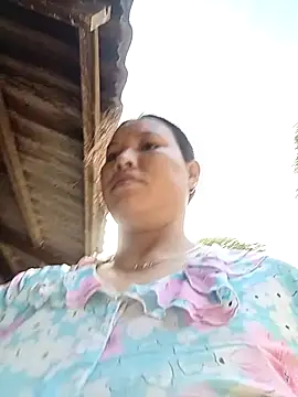 Snapshot of callistra chatting on October 23, 12:31 am callistra online show from October 23, 12:31 am