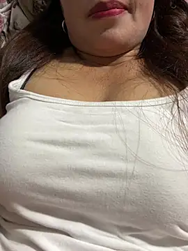 Snapshot of Milky-milk chatting on July 8, 1:56 pm Milky-milk online show from July 8, 1:56 pm