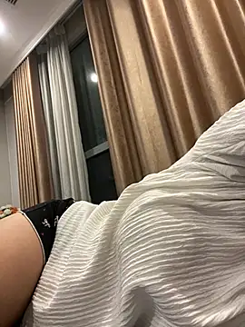 Milky-milk online show from May 17, 2:39 pm