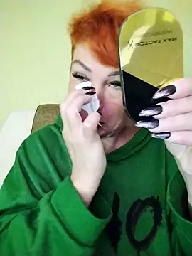 Alissa55552111 online show from June 2, 6:46 am