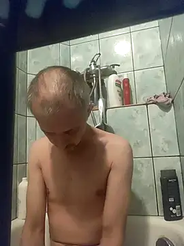 szajbusek41 online show from October 10, 7:04 pm