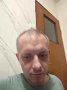 szajbusek41 online show from March 11, 5:40 pm