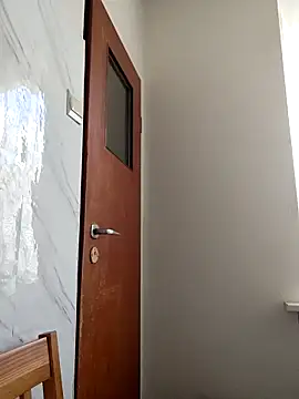 szajbusek41 online show from April 22, 10:00 am