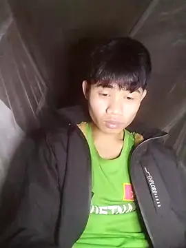 Snapshot of Nhyy_xx chatting on November 15, 12:09 pm Nhyy xx online show from November 15, 12:09 pm