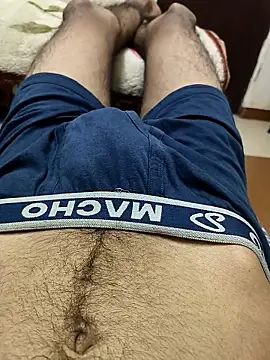 Snapshot of king_boy070 chatting on January 18, 11:24 am king boy070 online show from January 18, 11:24 am