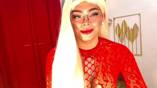 Snapshot of Tasha_Goddess chatting on February 19, 12:51 am Tasha Goddess online show from February 19, 12:51 am