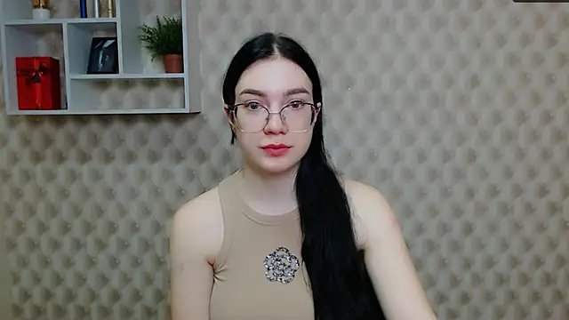 MiraBabe  online show from December 15, 9:48 am