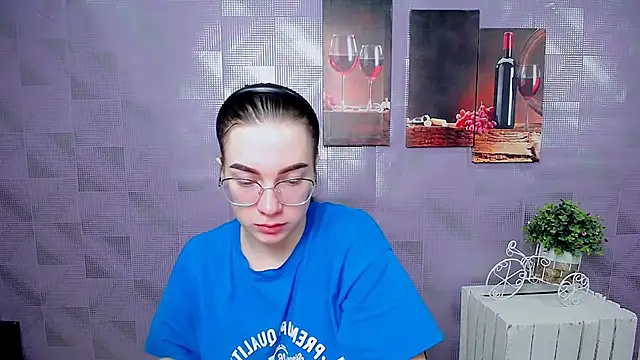 MiraBabe  online show from November 18, 9:12 am