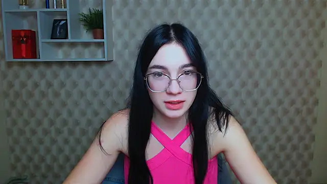 Snapshot of MiraBabe_ chatting on September 24, 5:25 am MiraBabe online show from September 24, 5:25 am