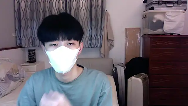 Snapshot of kai101010 chatting on November 14, 3:48 pm kai101010 online show from November 14, 3:48 pm