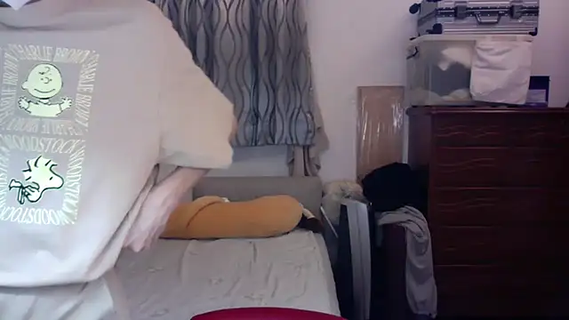 Snapshot of kai101010 chatting on November 26, 4:07 pm kai101010 online show from November 26, 4:07 pm