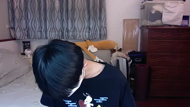 Snapshot of kai101010 chatting on November 29, 2:39 pm kai101010 online show from November 29, 2:39 pm