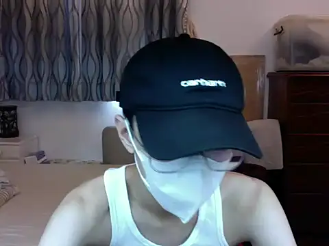 Snapshot of kai101010 chatting on September 18, 4:48 am kai101010 online show from September 18, 4:48 am