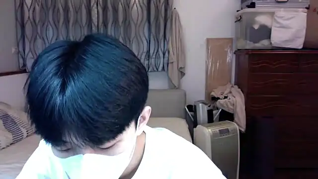 Snapshot of kai101010 chatting on November 2, 3:06 pm kai101010 online show from November 2, 3:06 pm