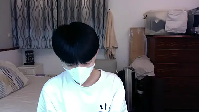 Snapshot of kai101010 chatting on October 26, 4:07 pm kai101010 online show from October 26, 4:07 pm