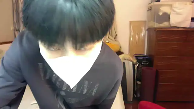 Snapshot of kai101010 chatting on November 28, 3:01 pm kai101010 online show from November 28, 3:01 pm