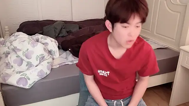 xlong00099 online show from December 1, 6:25 am