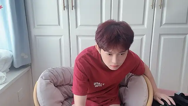 xlong00099 online show from October 4, 5:09 am