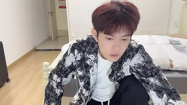 xlong00099 online show from November 7, 12:42 pm