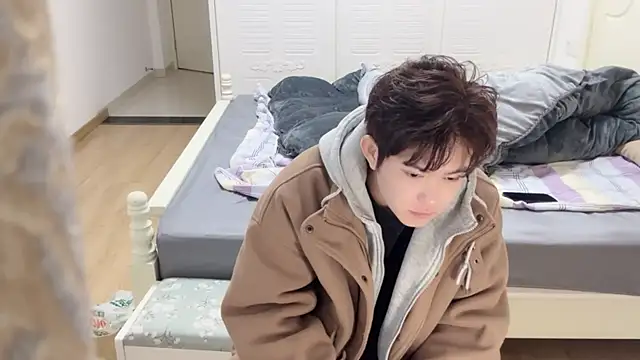 xlong00099 online show from November 18, 1:32 am