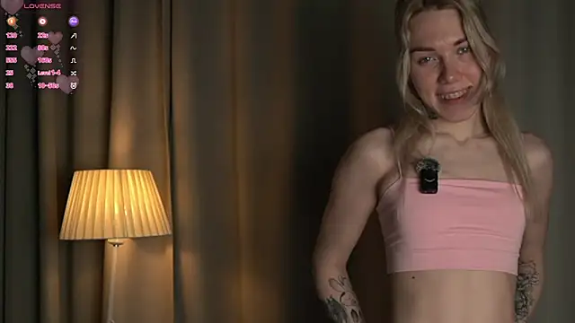 DianeHonnette online show from February 19, 7:55 pm