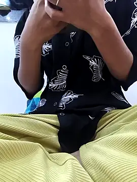 Snapshot of sassyishhu76 chatting on October 29, 7:40 am sassyishhu76 online show from October 29, 7:40 am