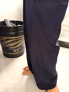 Snapshot of sassyishhu76 chatting on November 29, 8:03 am sassyishhu76 online show from November 29, 8:03 am