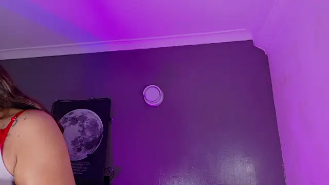 KeendraFox  online show from December 17, 10:31 am