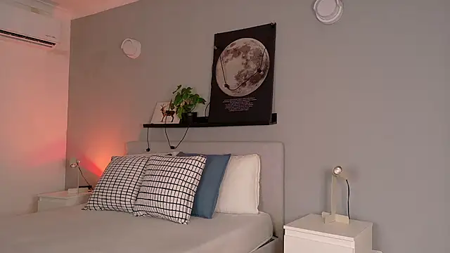 KeendraFox  online show from March 6, 11:16 am