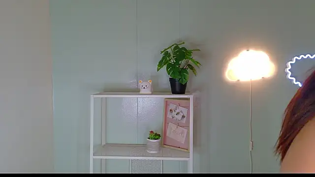 KeendraFox  online show from February 5, 10:33 am