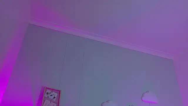 KeendraFox  online show from October 26, 12:27 pm