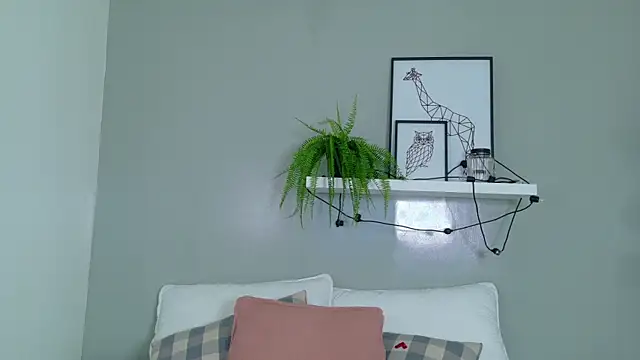 KeendraFox  online show from October 25, 10:25 am