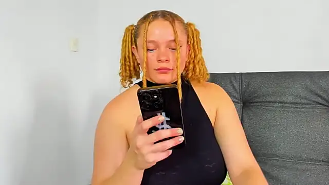 Cherrysweetyx online show from March 11, 5:40 pm