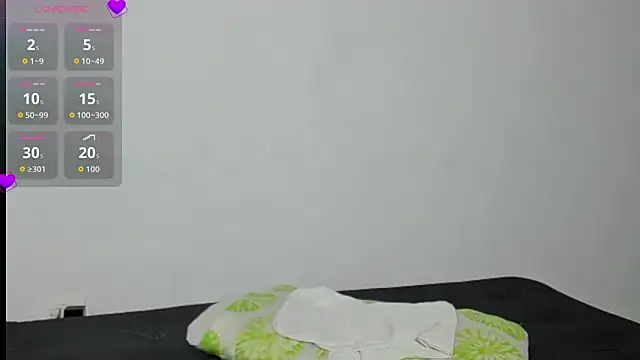Cherrysweetyx online show from June 17, 12:26 pm