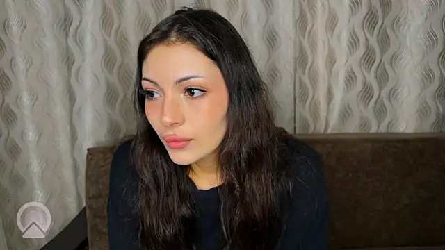 sweeet strawberies online show from September 22, 4:24 pm